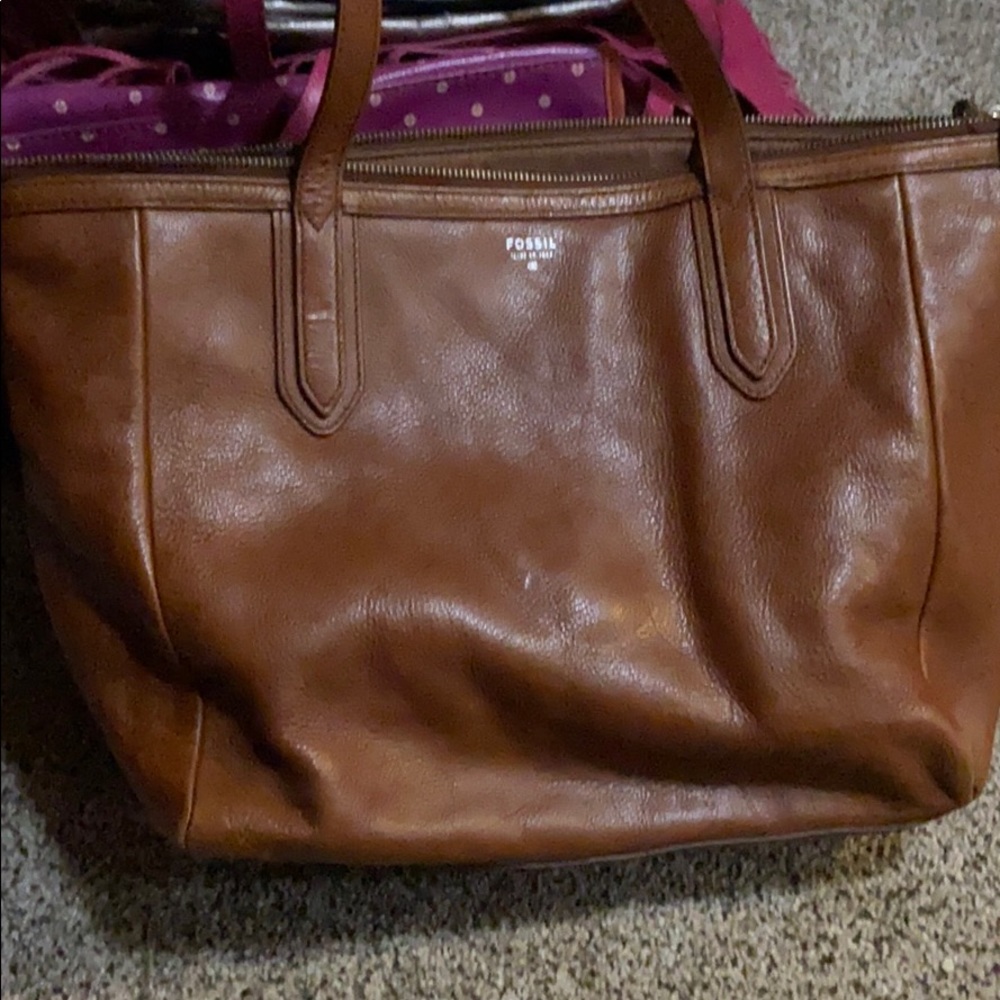 Leather tote